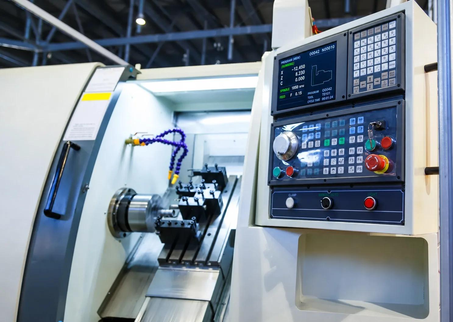 CNC-Maschinensteuerung – Luger Formen GmbH